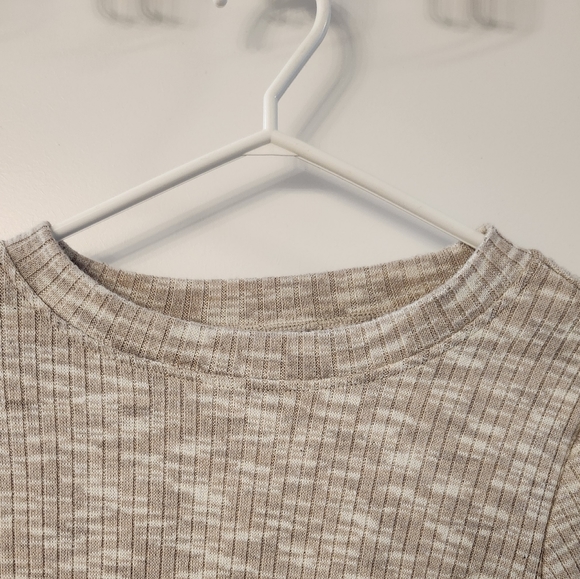 H&M Divided Crop Top Women's Medium Mixed Beige Short Sleeved Shirt For Teens - Picture 6 of 9